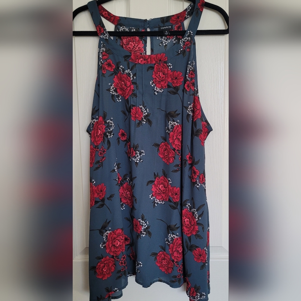 Torrid Red Floral Blouse on Gray